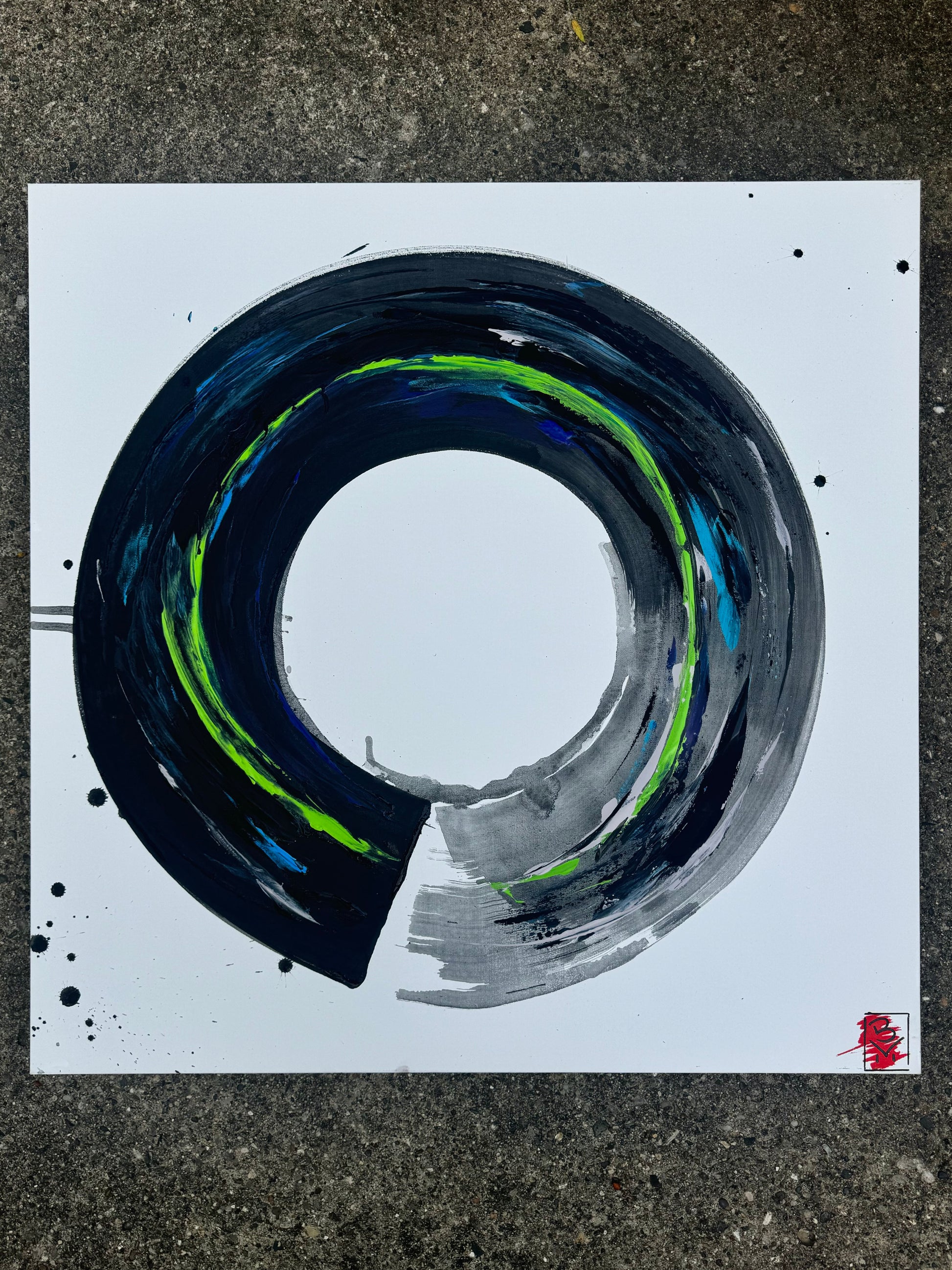 Enso Circle Large - Bones Mohr
